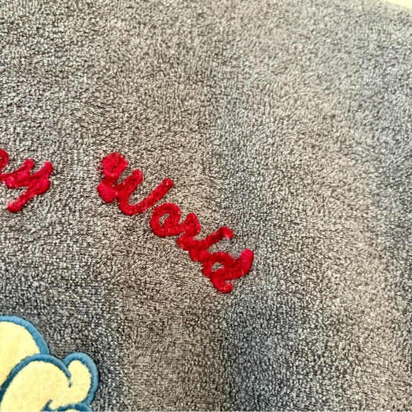 Winnie the Pooh embroidered pullover with pockets - Picture 6 of 11